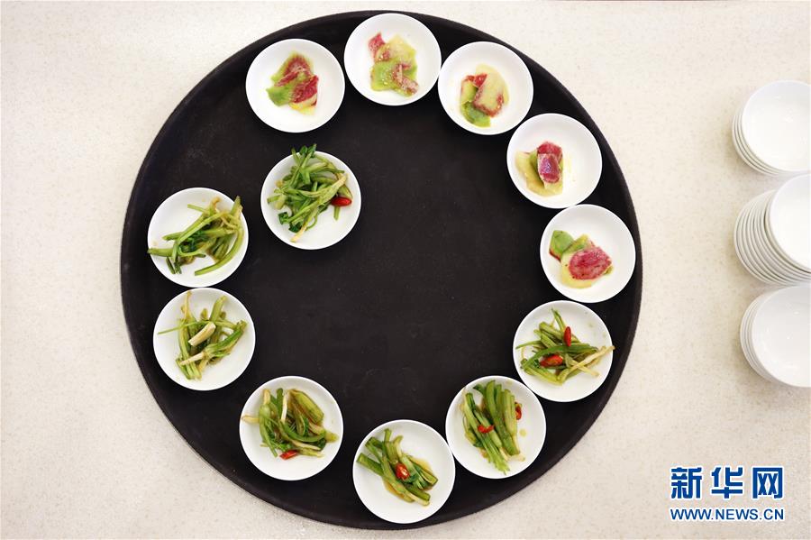 (时政)(7)党的十九届五中全会厉行节约反对餐饮浪费见闻